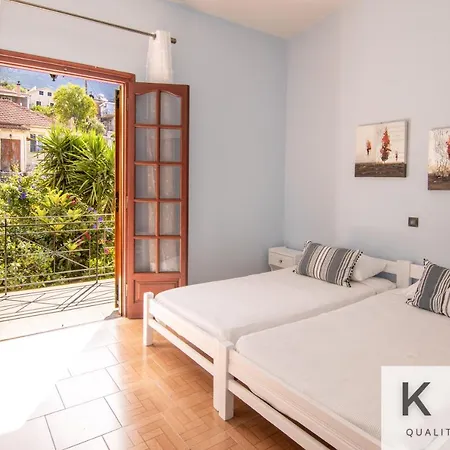 Dennis Grand View In Village! Wide Angle Views! Apartment *