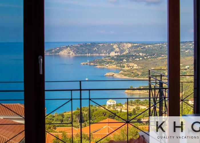 Dennis Grand View In Village! Wide Angle Views! 公寓